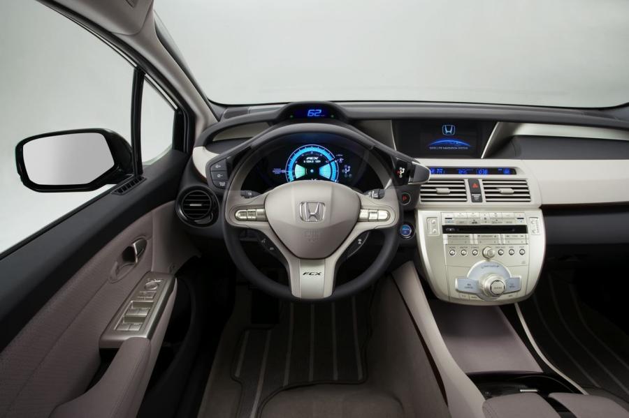  Honda FCX Clarity 2007 года  (фото 8 из 44)